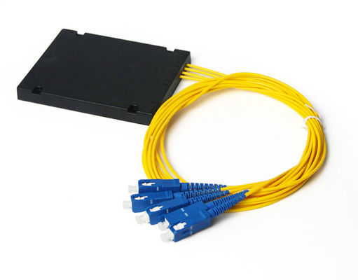 Los ABS 1*16 ENCAJONAN MANERAS del divisor 1 A 128 del PLC de la fibra óptica con los conectores de SC/UPC